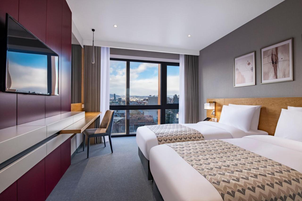 Clocks Hotel Tbilisi Eksteriør bilde